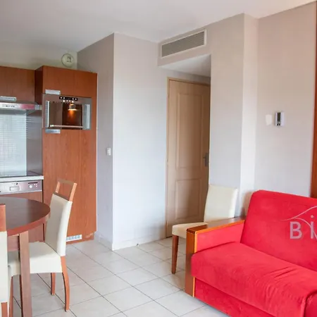Magnificent 2-bedroom With Terrace Near The Sea And Golf Course * Mandelieu