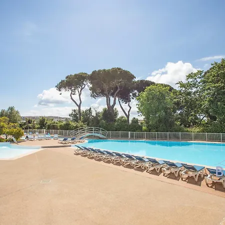 Magnificent 2-bedroom With Terrace Near The Sea And Golf Course Lägenhet