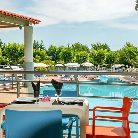 Magnificent 2-bedroom With Terrace Near The Sea And Golf Course Lägenhet Mandelieu