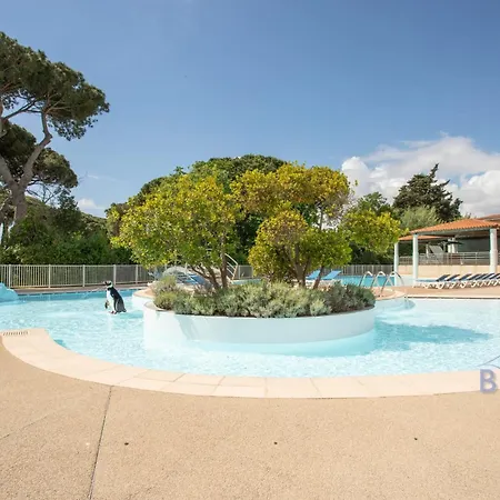 Magnificent 2-bedroom With Terrace Near The Sea And Golf Course Lägenhet