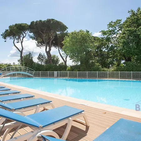 Lägenhet Magnificent 2-bedroom With Terrace Near The Sea And Golf Course Mandelieu